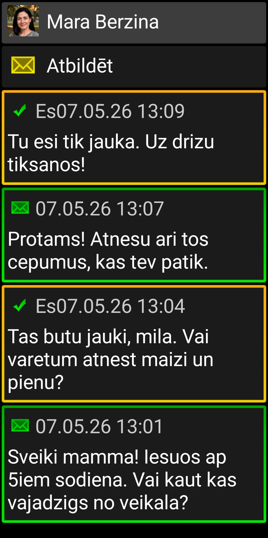 BIG SMS sarakste ar lielām, augsta kontrasta ziņojumu kartītēm