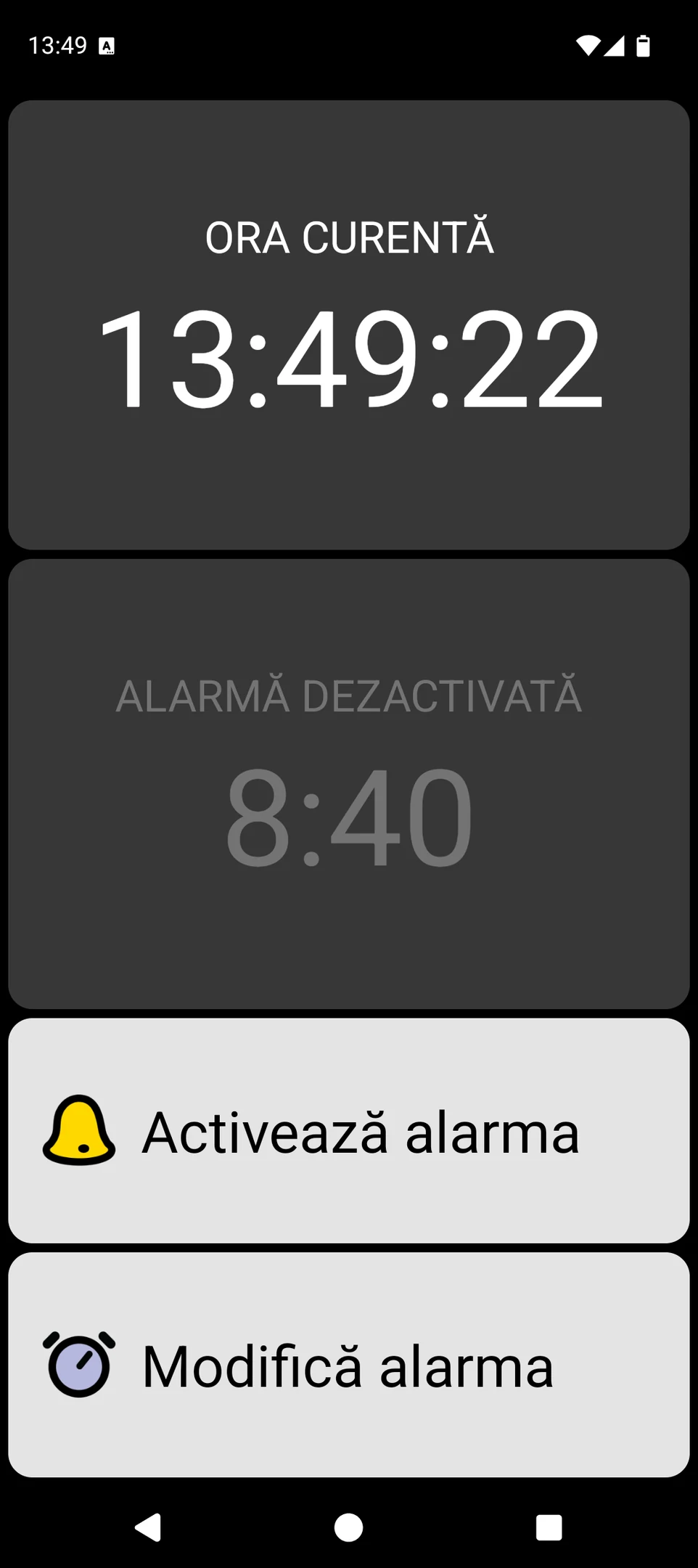 Ecranul BIG Alarm cu ora afișată mare și comenzi mari pentru alarmă