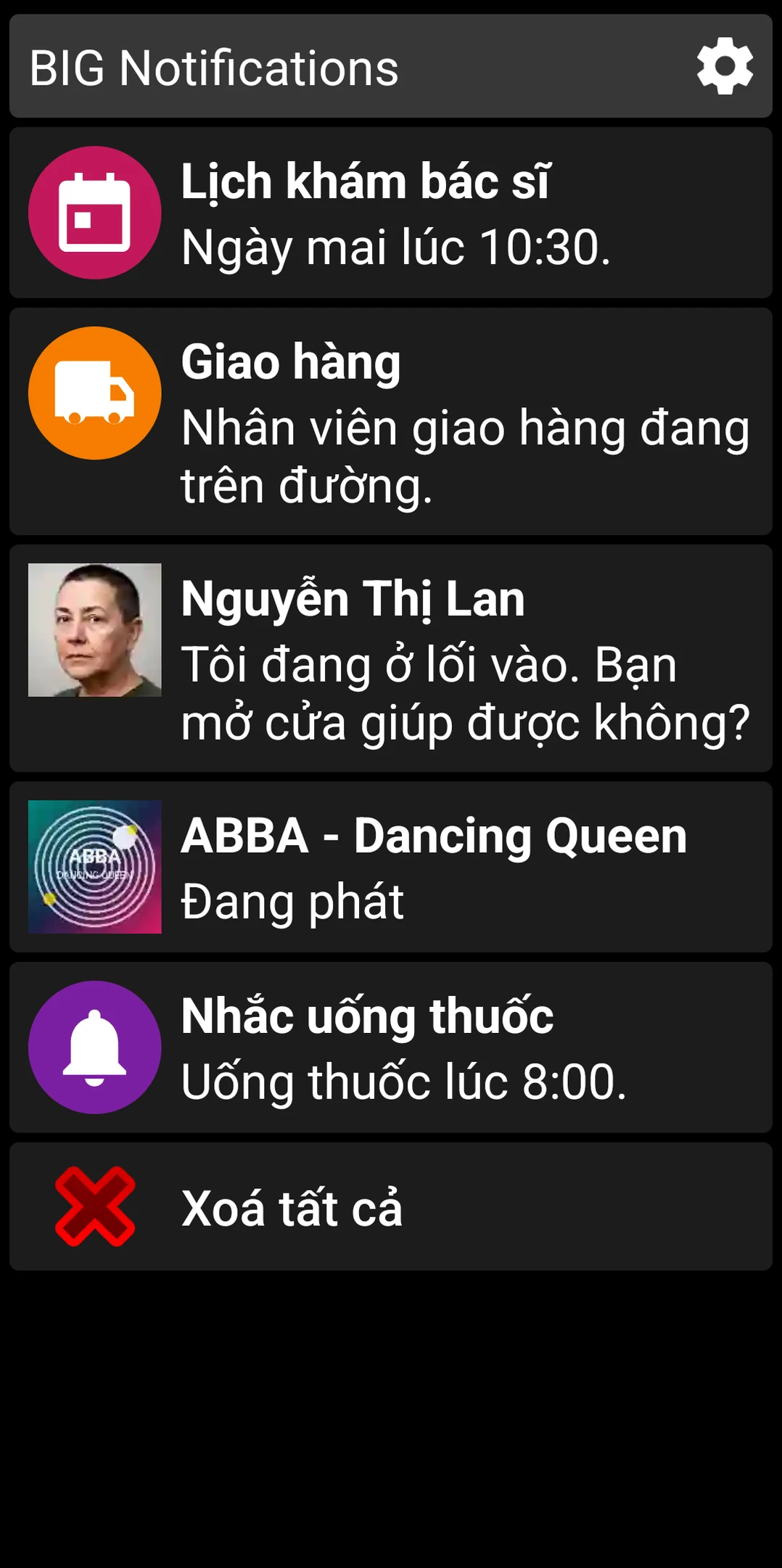 Danh sách BIG Notifications hiển thị các thông báo Android được phóng to